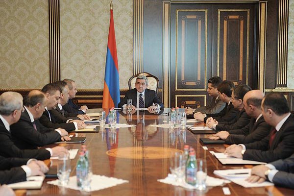 President Sargsyan demands drastic changes in Armenian economy 